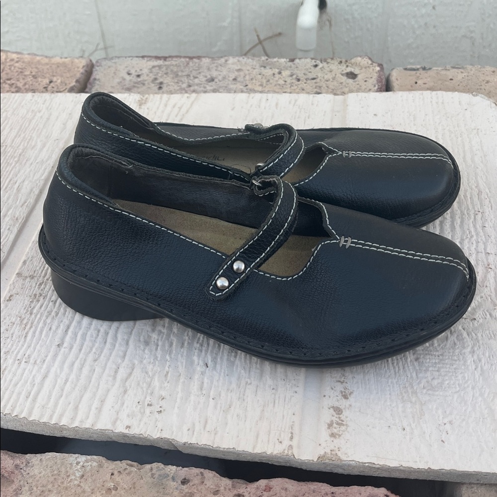 Naot Chord Mary Jane – Black Leather (EU 37) (US 6.5–7)